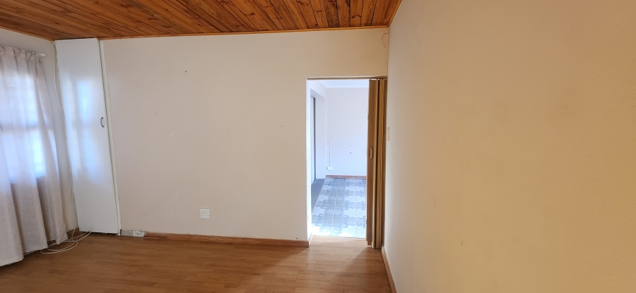 5 Bedroom Property for Sale in Dana Bay Western Cape